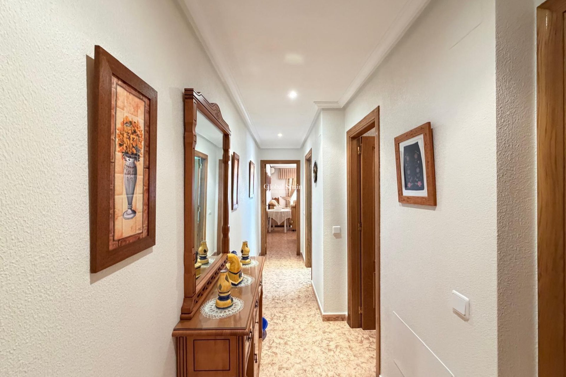 Resale - APARTMENT -
TORREVIEJA - Playa del Cura