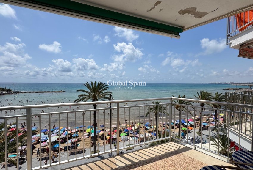 Resale - APARTMENT -
TORREVIEJA - Playa del Cura