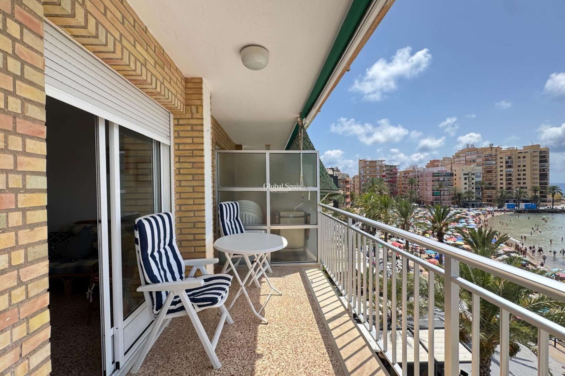 Resale - APARTMENT -
TORREVIEJA - Playa del Cura