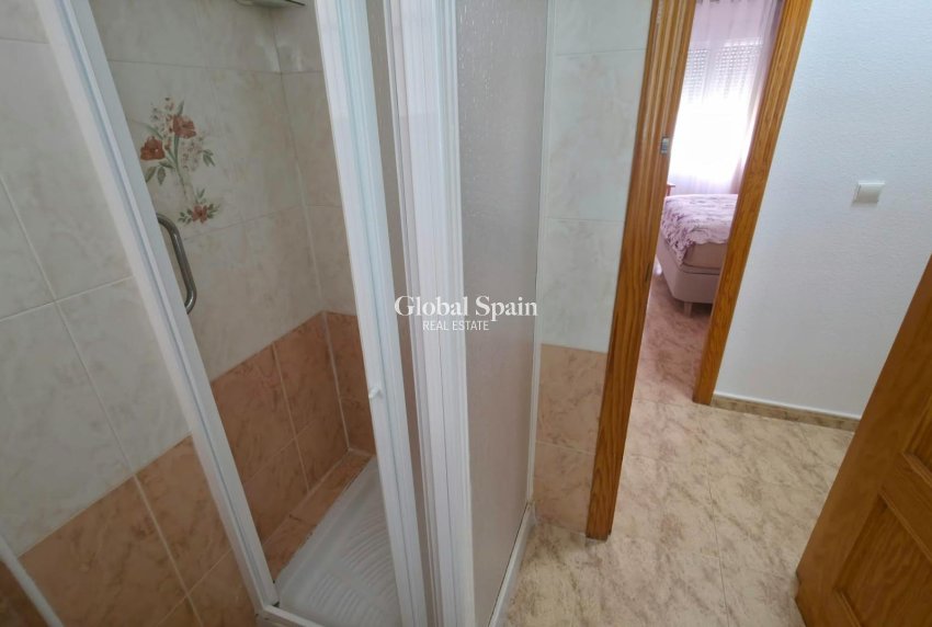 Resale - APARTMENT -
TORREVIEJA - Playa del Cura