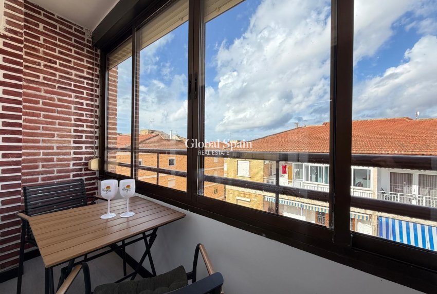 Resale - APARTMENT -
TORREVIEJA - Playa del Cura