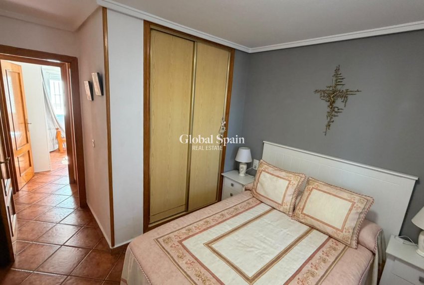 Resale - APARTMENT -
TORREVIEJA - Playa del Cura