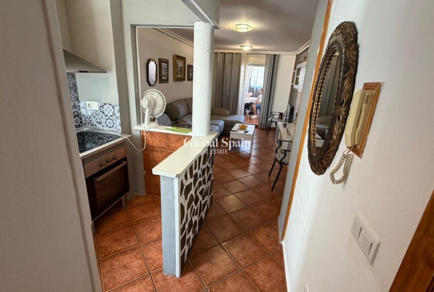Resale - APARTMENT -
TORREVIEJA - Playa del Cura