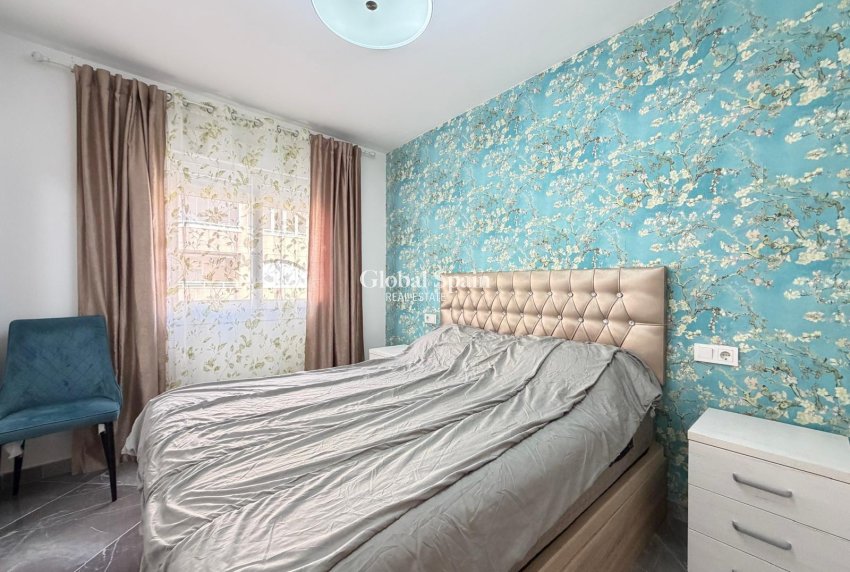 Resale - APARTMENT -
TORREVIEJA - Playa del Cura