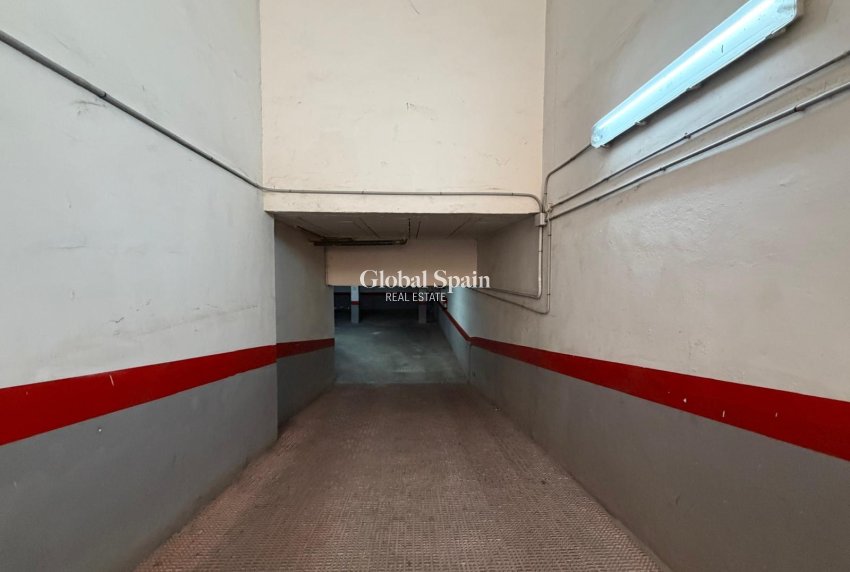 Resale - APARTMENT -
TORREVIEJA - Playa del Cura