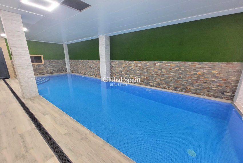 Resale - APARTMENT -
TORREVIEJA - Playa del Cura
