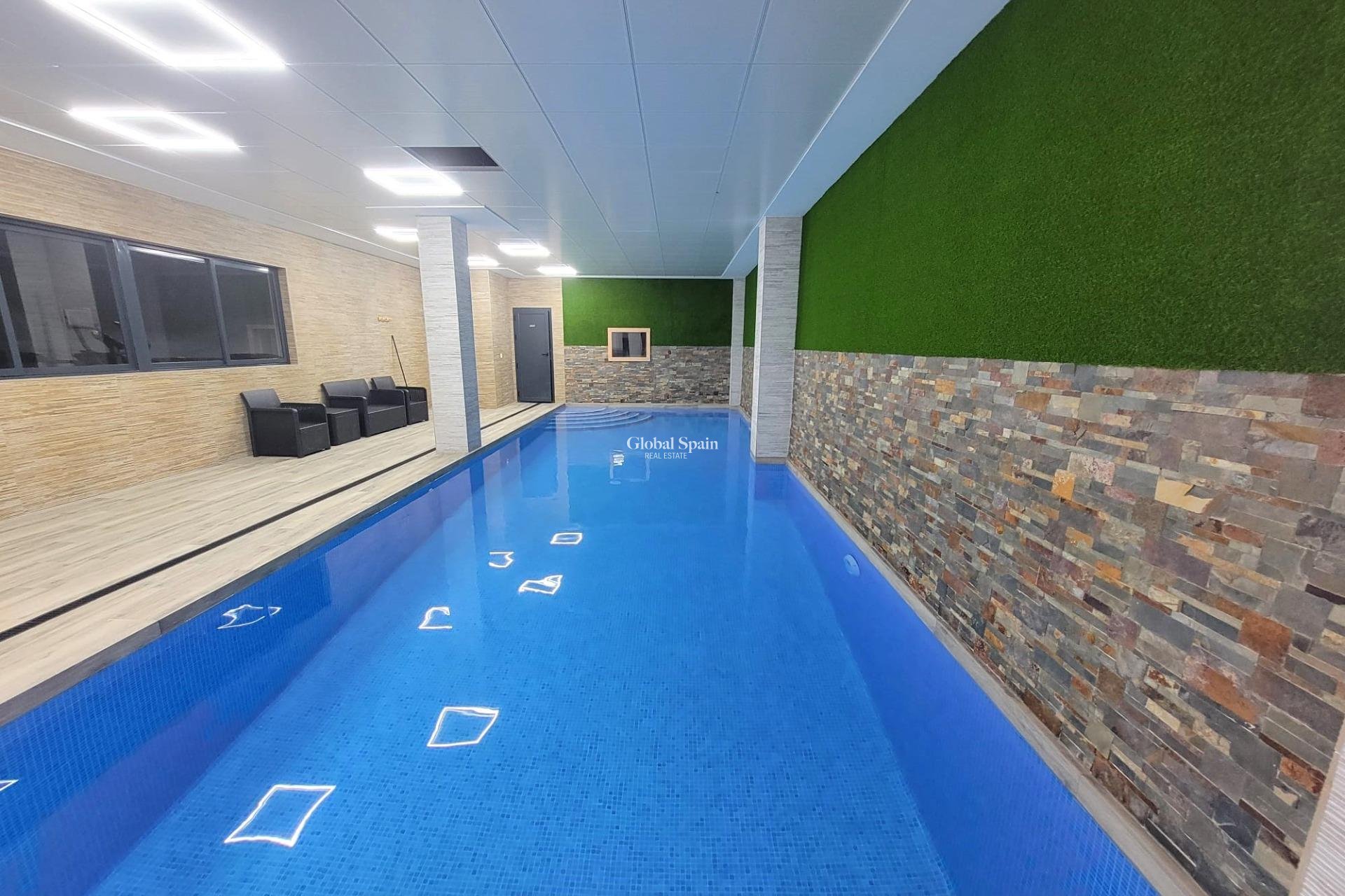 Resale - APARTMENT -
TORREVIEJA - Playa del Cura