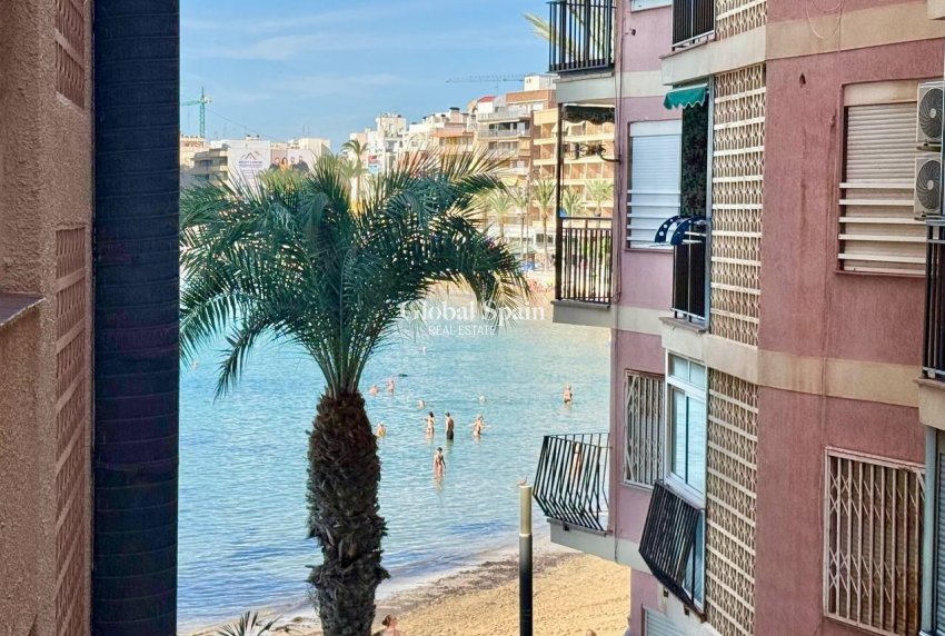 Resale - APARTMENT -
TORREVIEJA - Playa del Cura