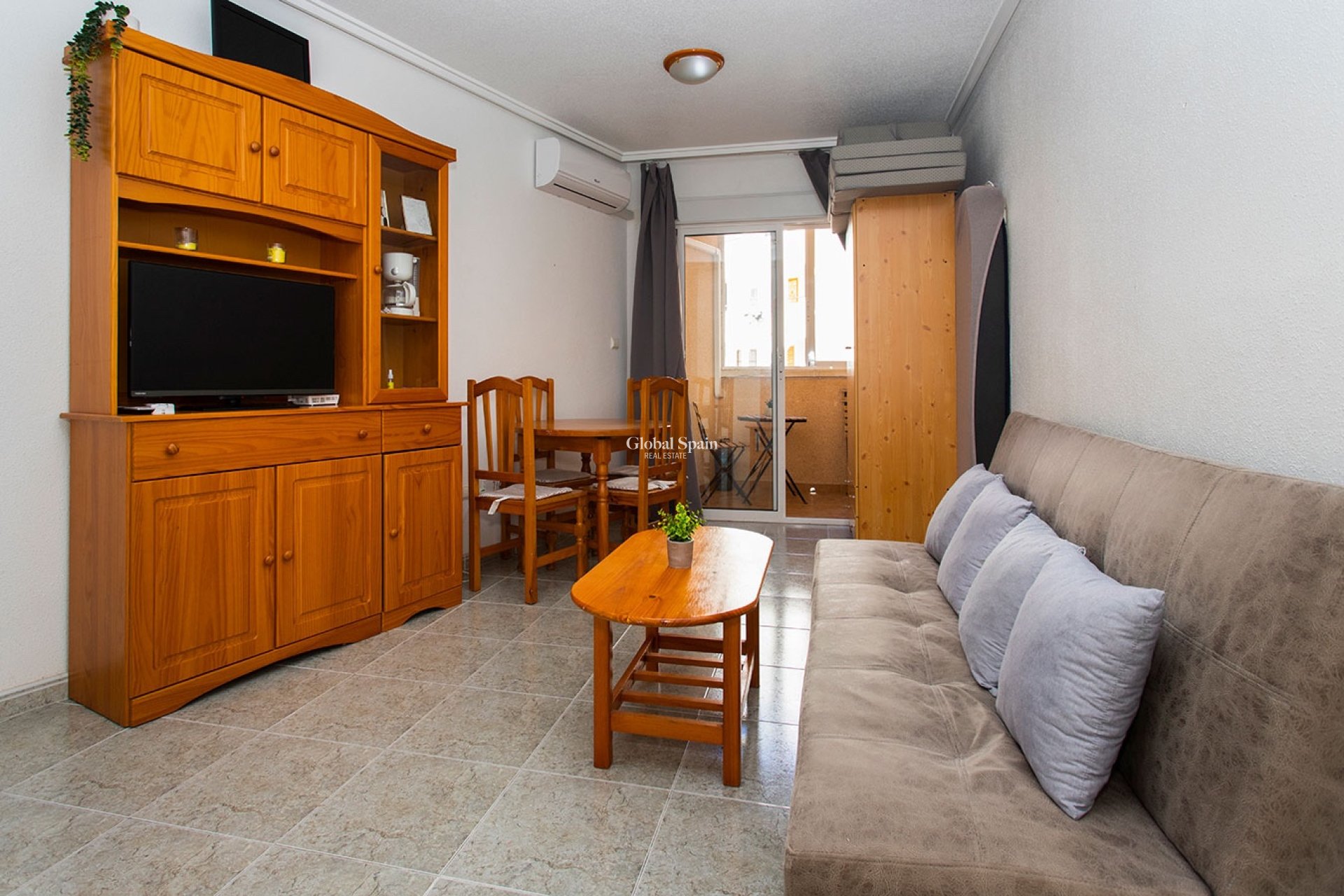 Resale - APARTMENT -
TORREVIEJA - Playa Los Locos