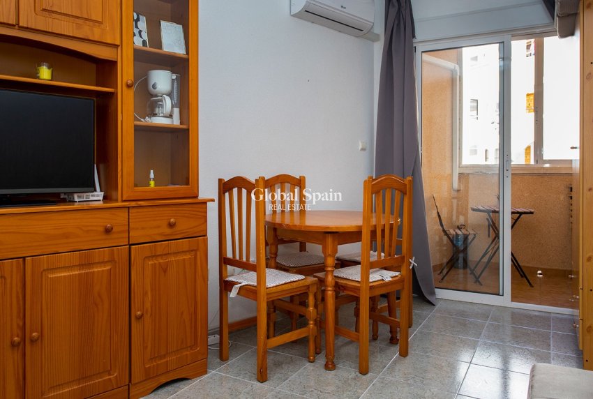Resale - APARTMENT -
TORREVIEJA - Playa Los Locos