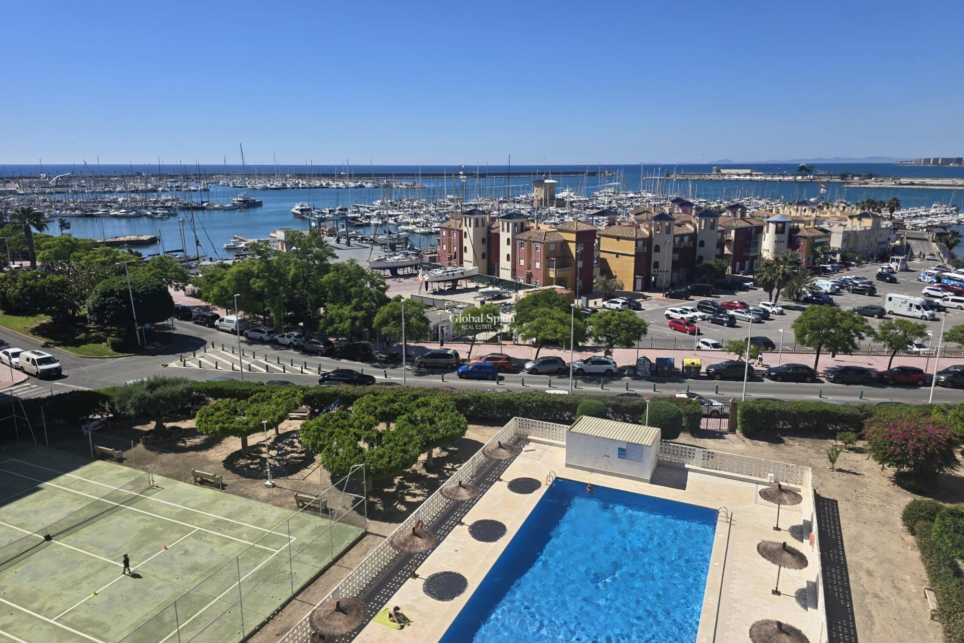 Resale - APARTMENT -
TORREVIEJA - Puerto Deportivo Marina Salinas