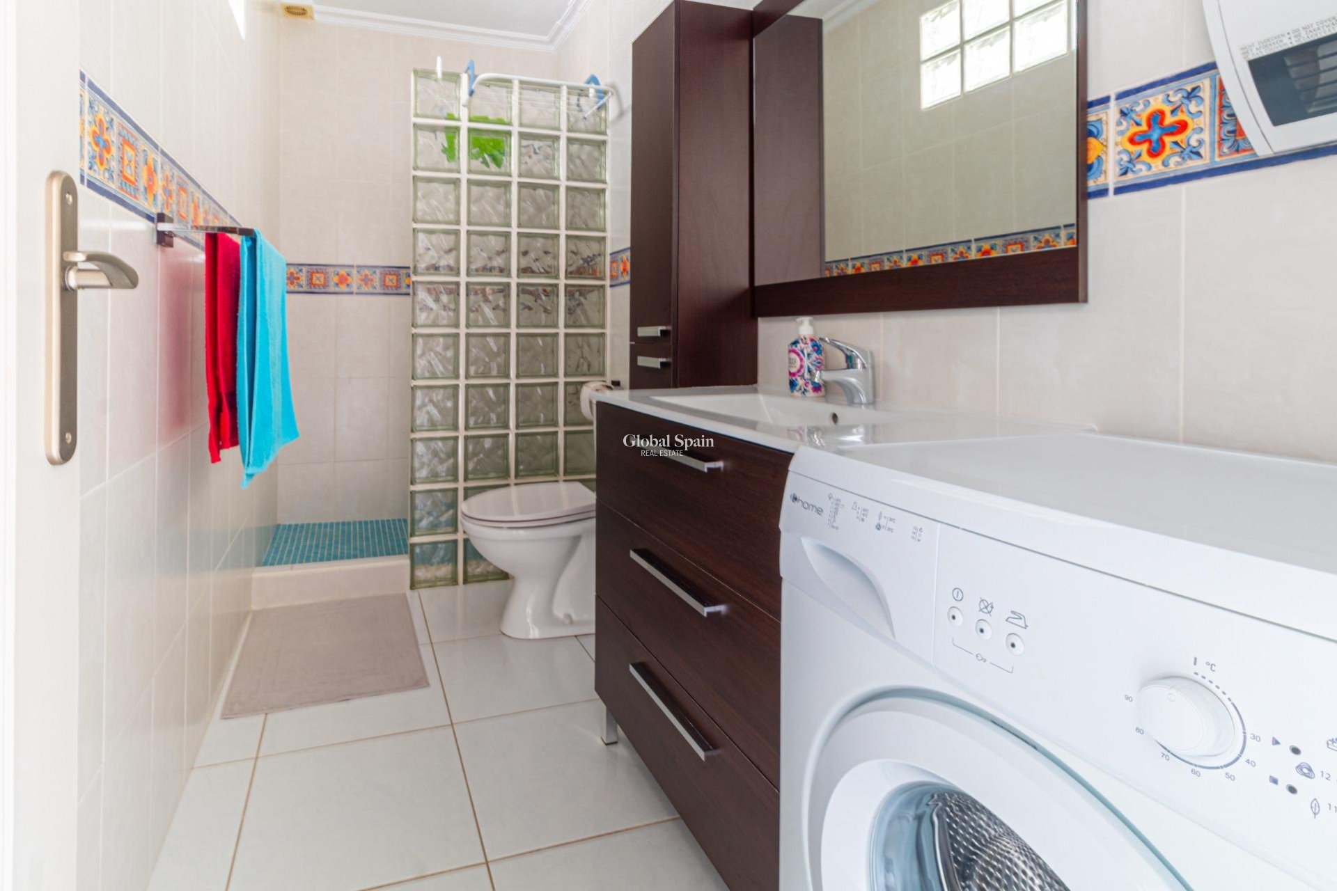 Resale - Apartment -
TORREVIEJA - Punta prima