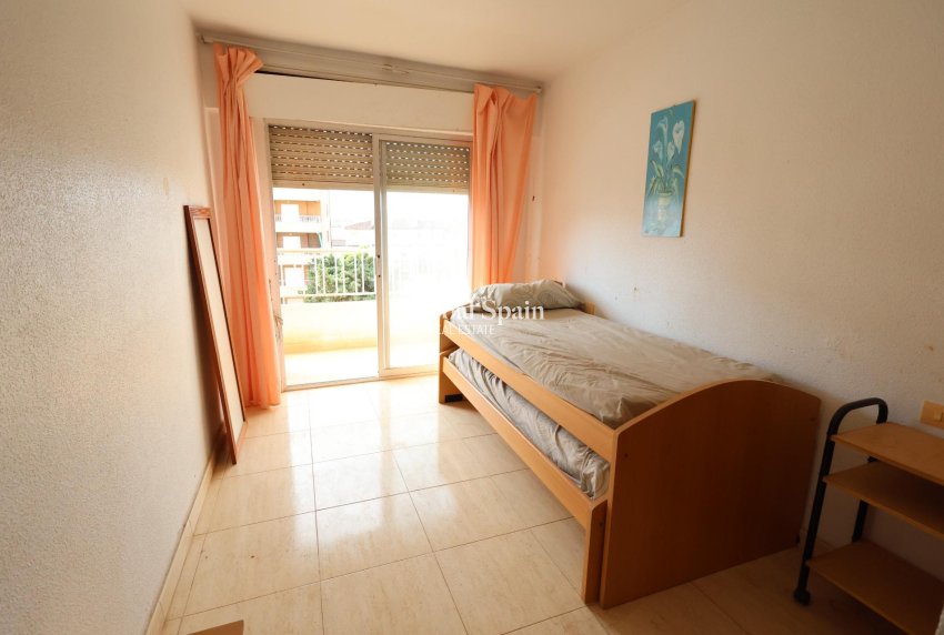 Resale - Apartment -
TORREVIEJA - Punta prima