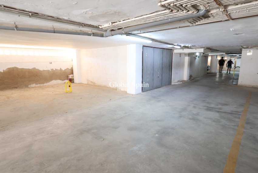 Resale - Apartment -
TORREVIEJA - Punta prima