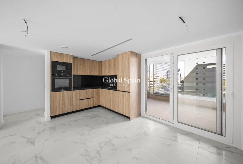 Resale - Apartment -
TORREVIEJA - Punta prima