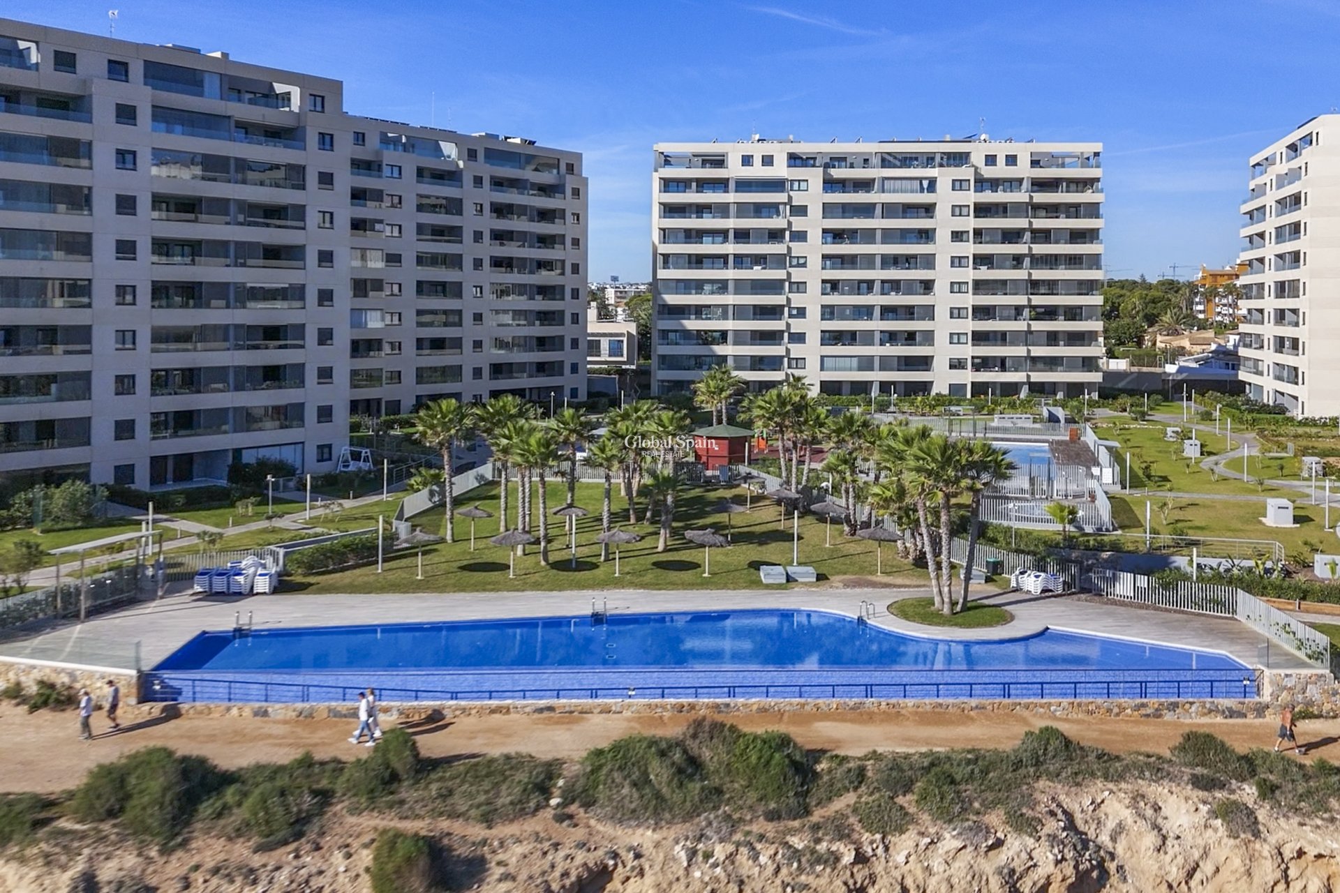 Resale - Apartment -
TORREVIEJA - Punta prima