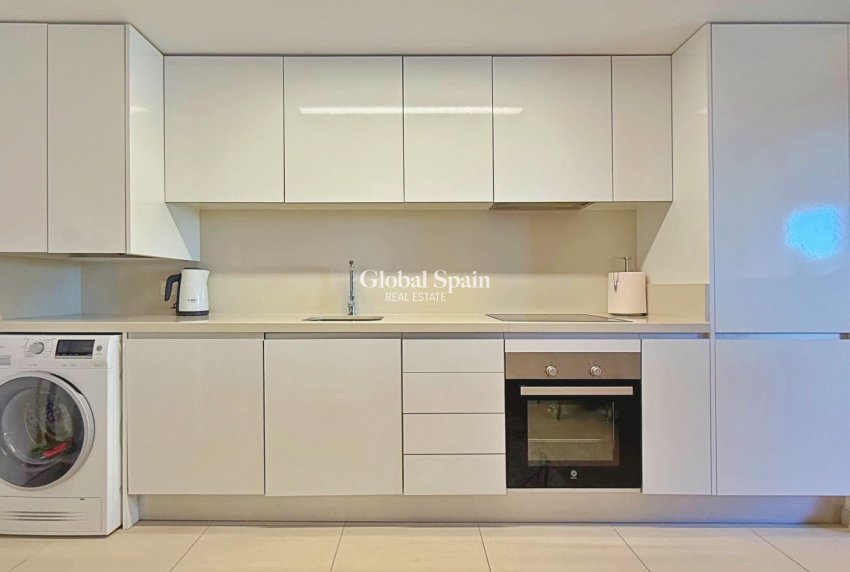 Resale - Apartment -
TORREVIEJA - Punta Prima