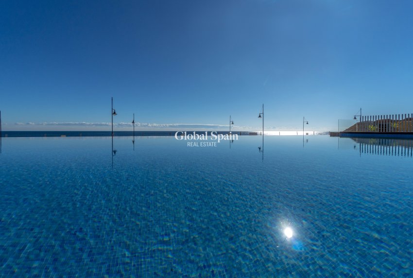 Resale - Apartment -
TORREVIEJA - Punta Prima