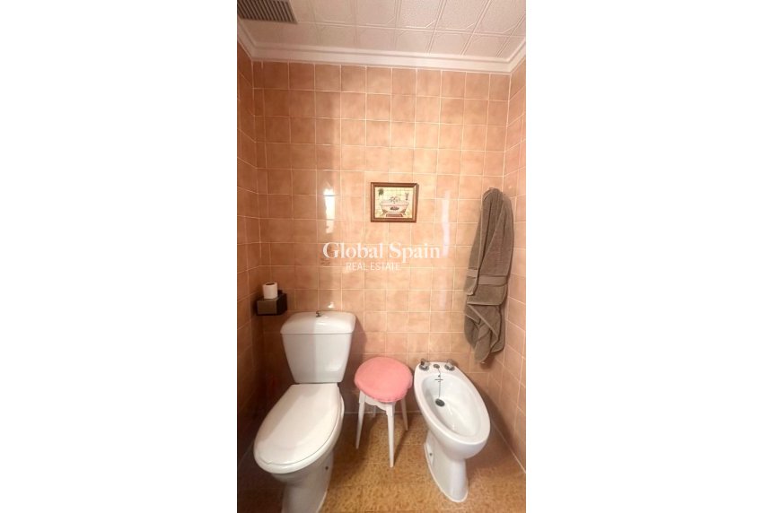 Resale - APARTMENT -
TORREVIEJA - Punta Prima