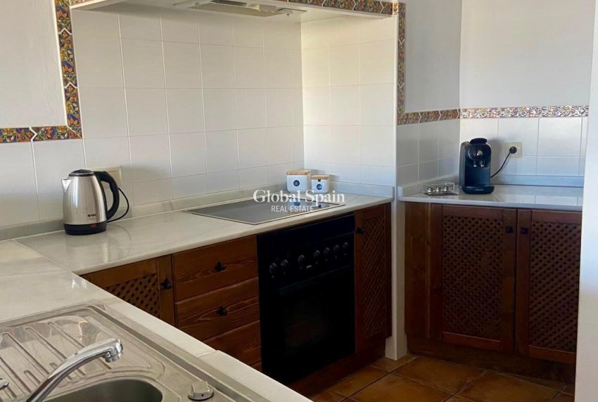 Resale - APARTMENT -
TORREVIEJA - Punta Prima