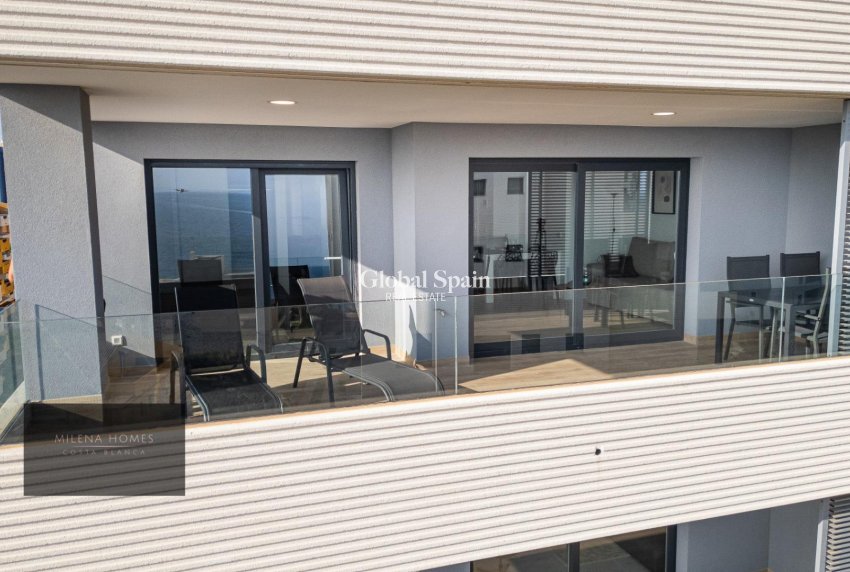 Resale - APARTMENT -
TORREVIEJA - Punta Prima