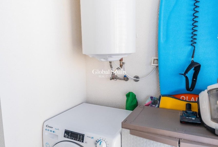 Resale - APARTMENT -
TORREVIEJA - Punta Prima