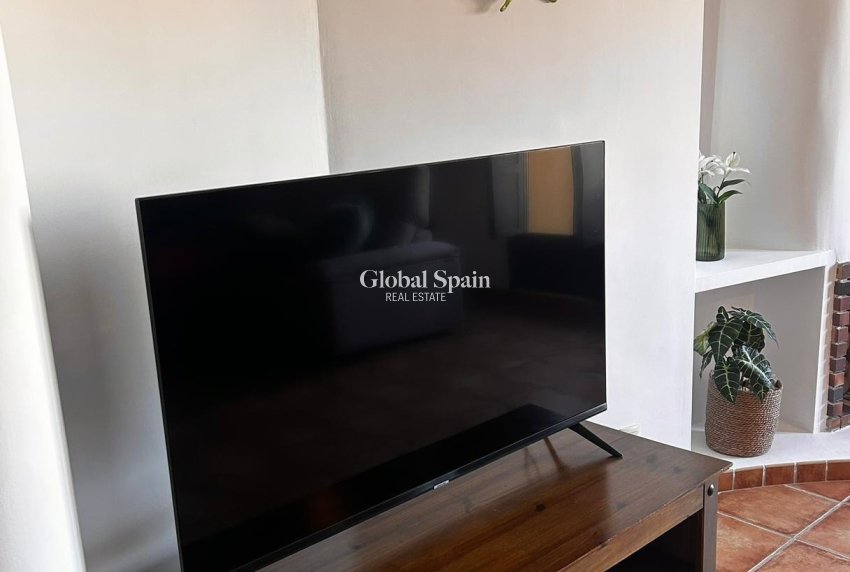 Resale - APARTMENT -
TORREVIEJA - Punta Prima