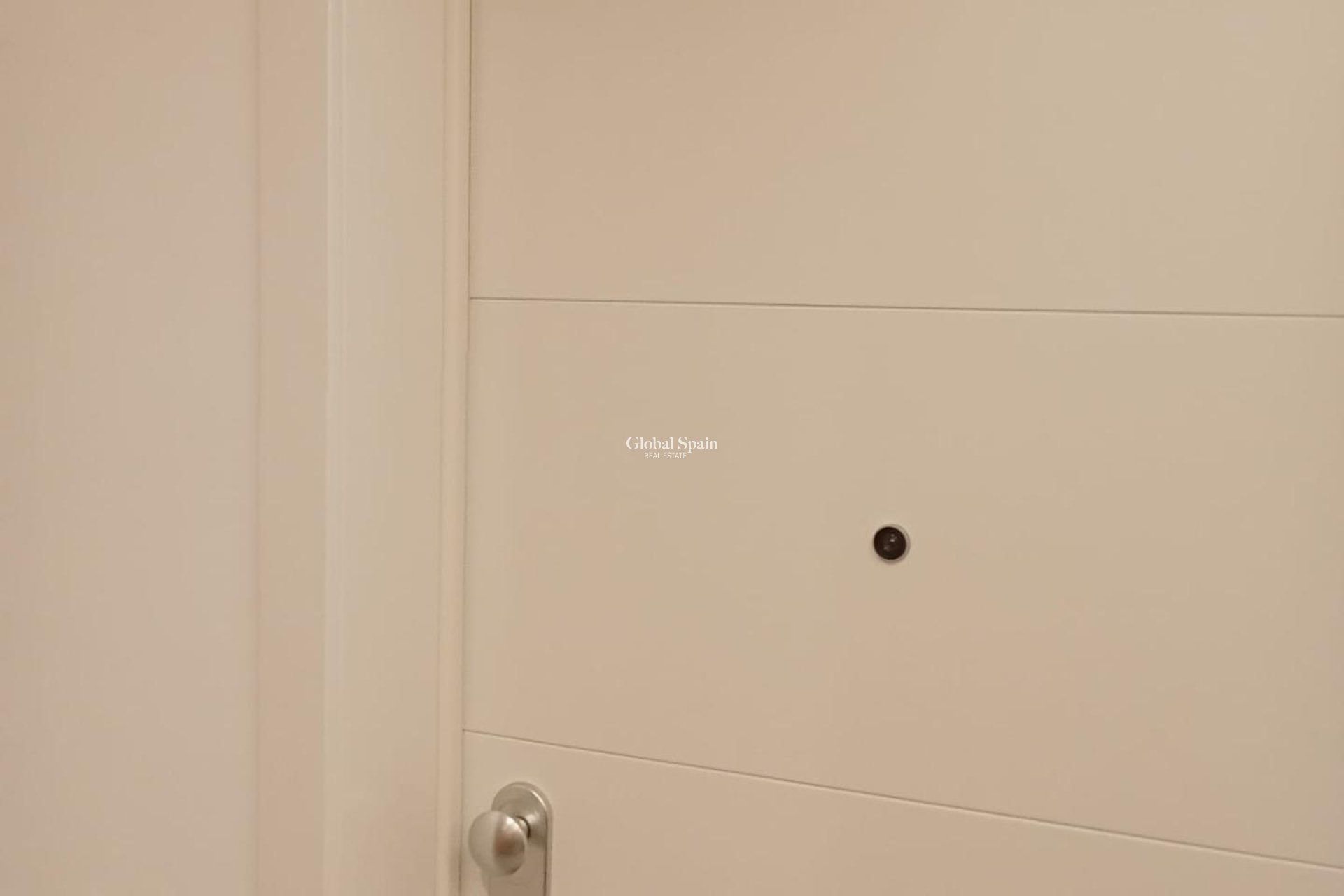 Resale - APARTMENT -
TORREVIEJA - Punta Prima