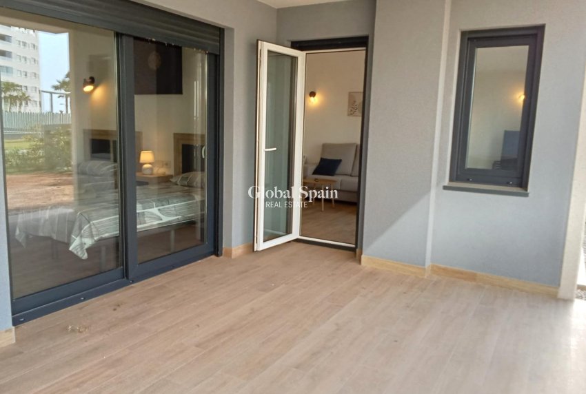 Resale - APARTMENT -
TORREVIEJA - Punta Prima