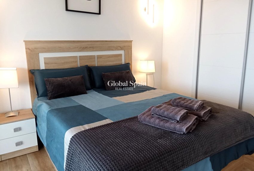 Resale - APARTMENT -
TORREVIEJA - Punta Prima