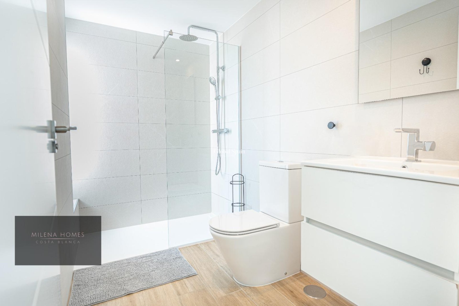 Resale - APARTMENT -
TORREVIEJA - Punta Prima
