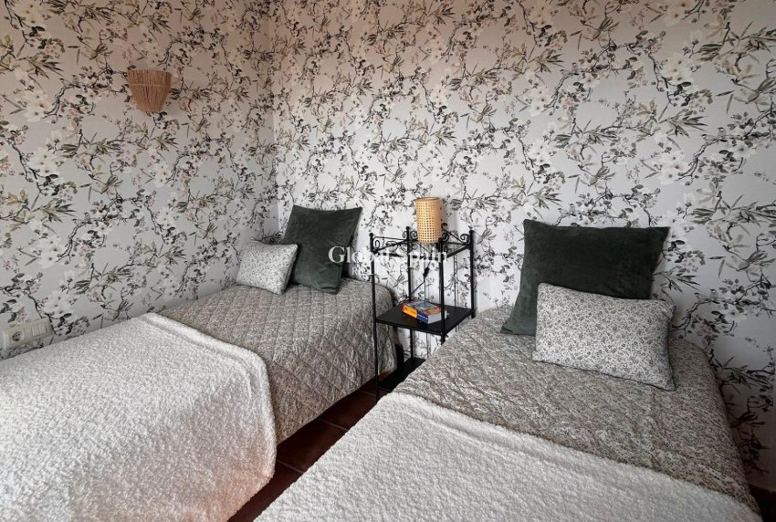 Resale - APARTMENT -
TORREVIEJA - Punta Prima