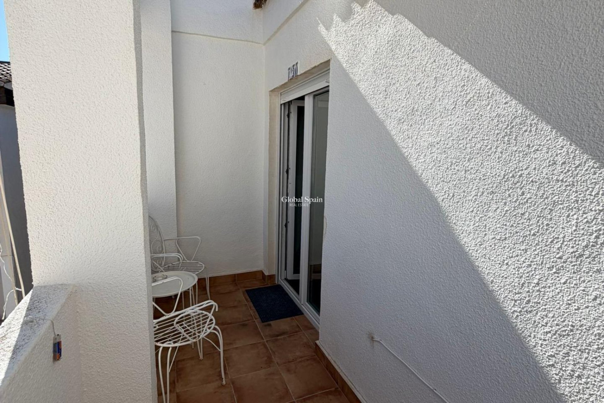 Resale - APARTMENT -
TORREVIEJA - Punta Prima