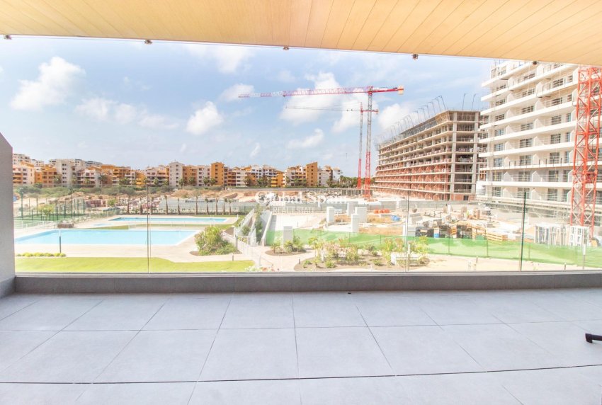 Resale - APARTMENT -
TORREVIEJA - Punta prima