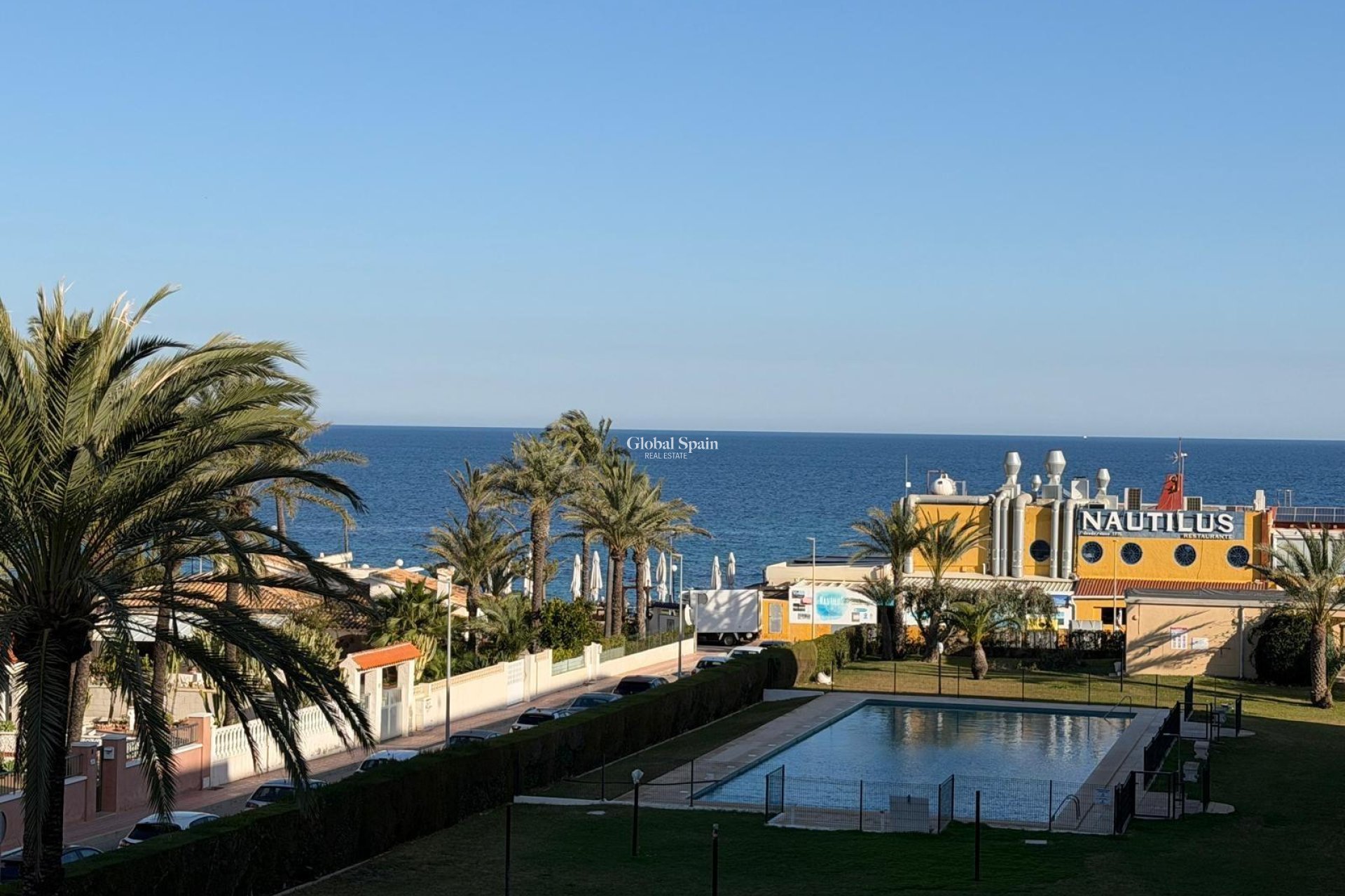 Resale - APARTMENT -
TORREVIEJA - Punta Prima
