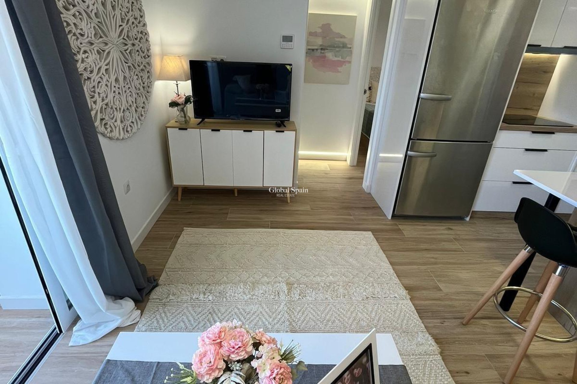 Resale - APARTMENT -
TORREVIEJA - Punta Prima