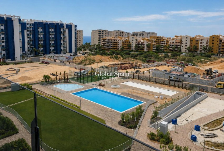 Resale - APARTMENT -
TORREVIEJA - Punta Prima
