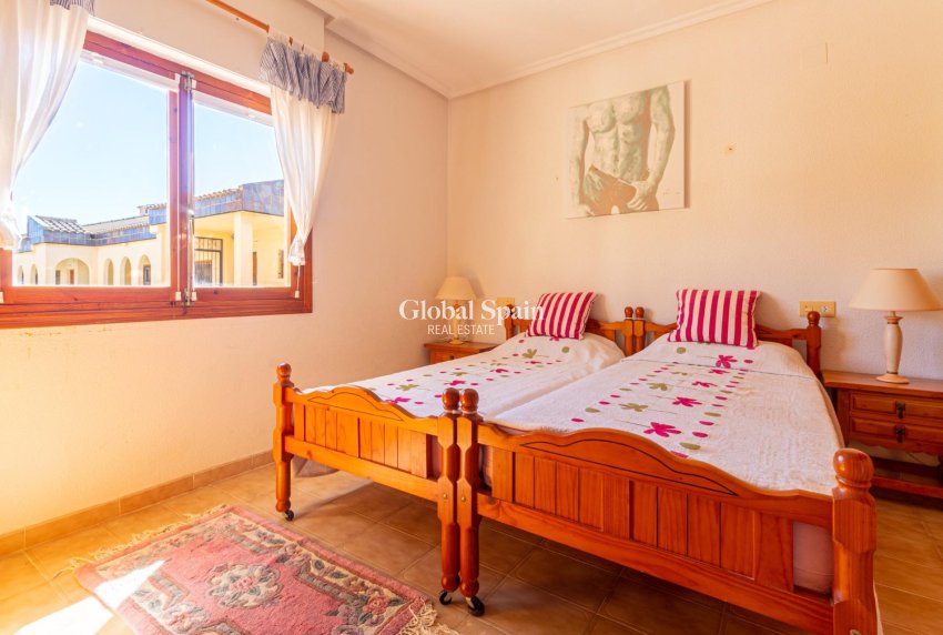 Resale - Apartment -
TORREVIEJA - Punta prima