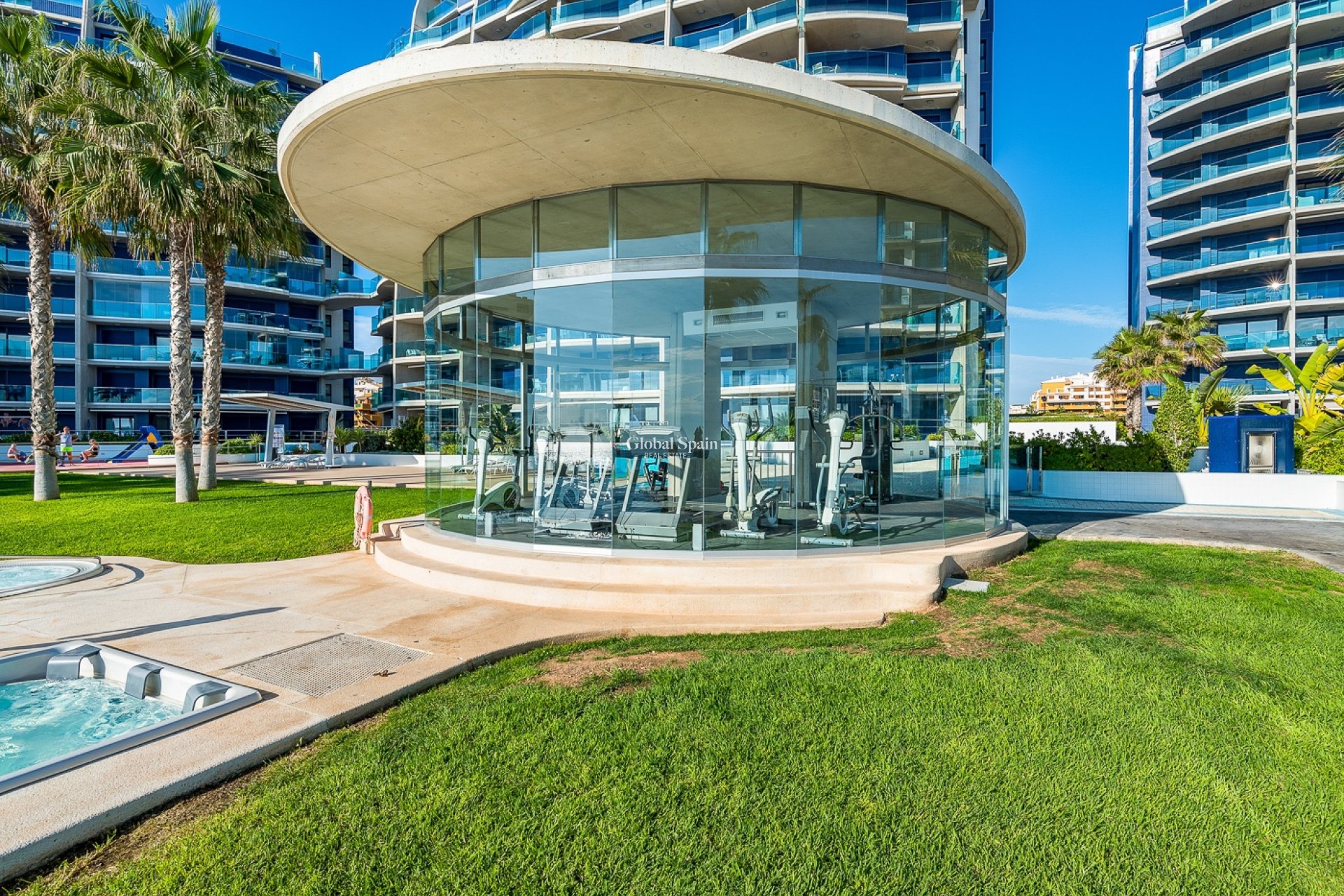 Resale - Apartment -
TORREVIEJA - Punta Prima