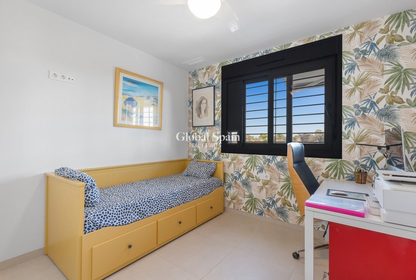 Resale - APARTMENT -
TORREVIEJA - Rocio del Mar