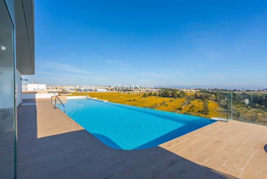Resale - APARTMENT -
TORREVIEJA - Rocio del Mar