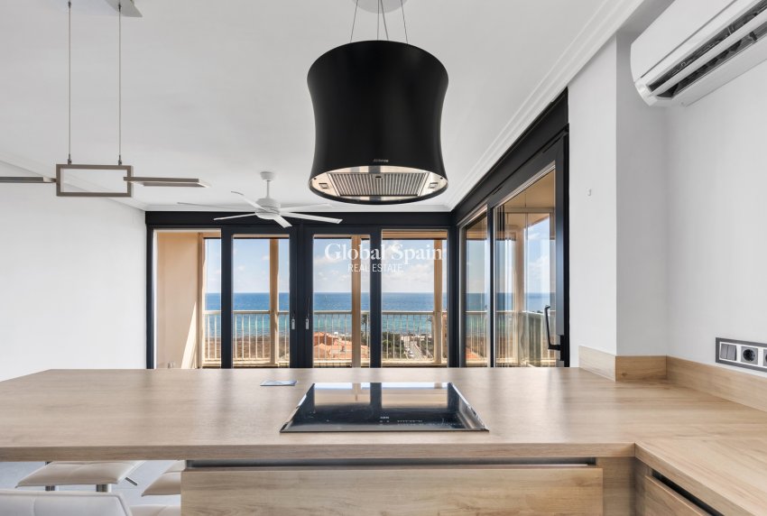 Resale - APARTMENT -
TORREVIEJA - Rocio del Mar