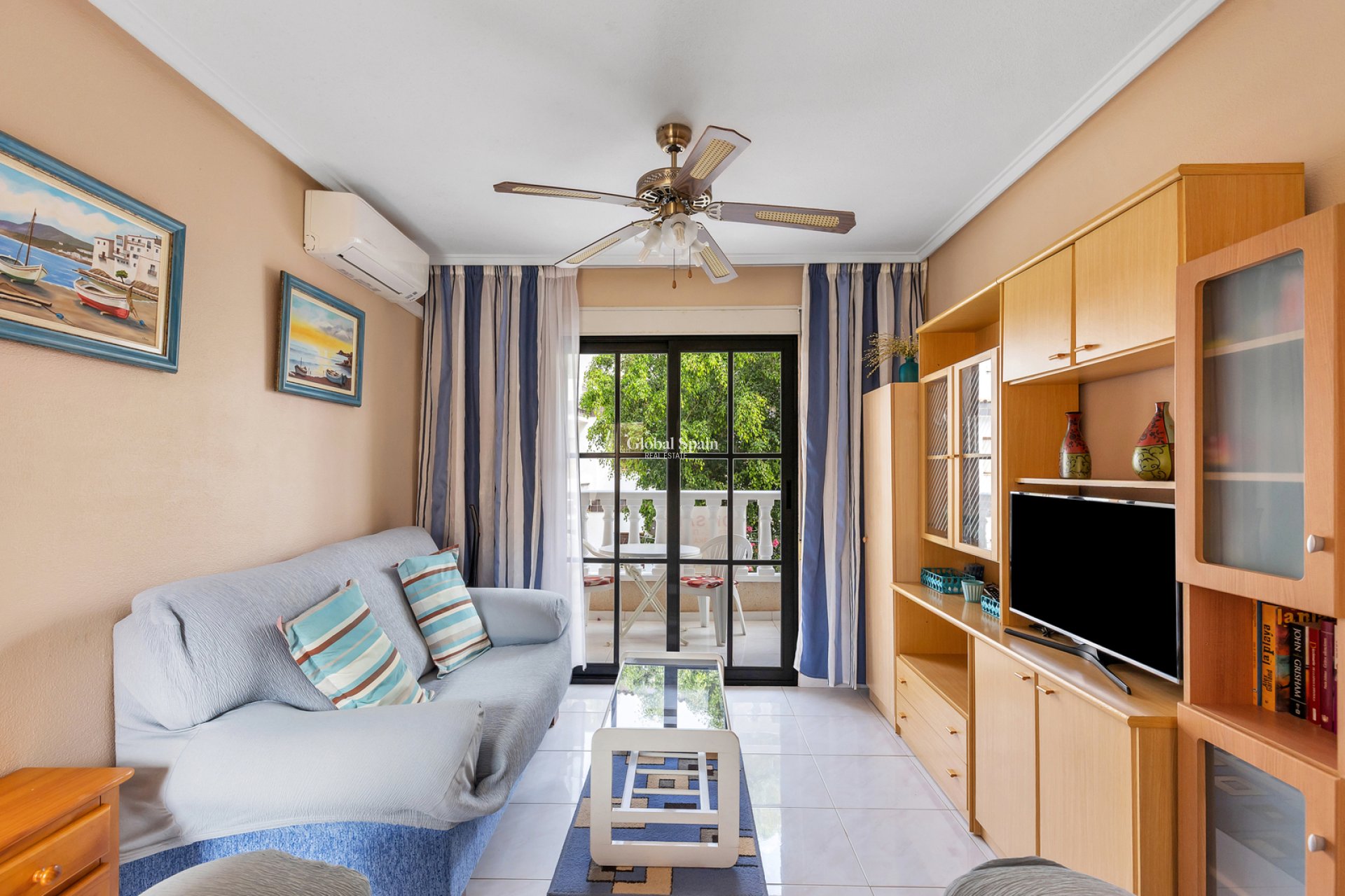 Resale - APARTMENT -
TORREVIEJA - Rocio del Mar