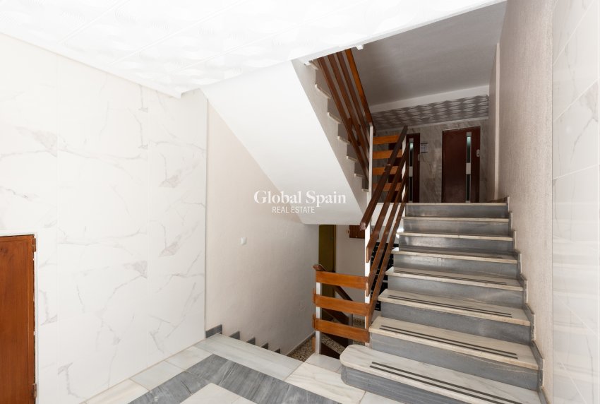 Resale - APARTMENT -
TORREVIEJA - Rocio del Mar