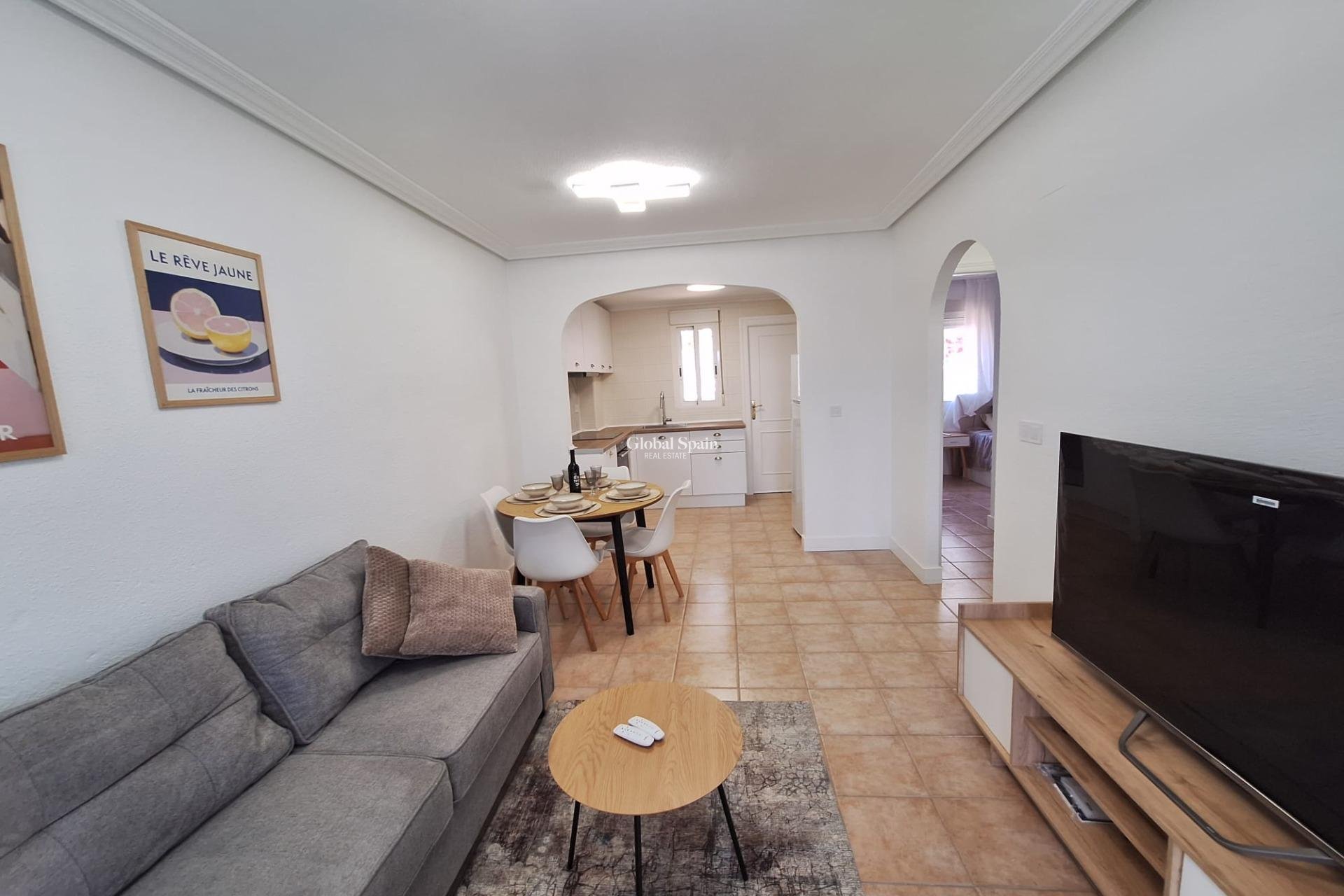 Resale - APARTMENT -
TORREVIEJA - Sector 25