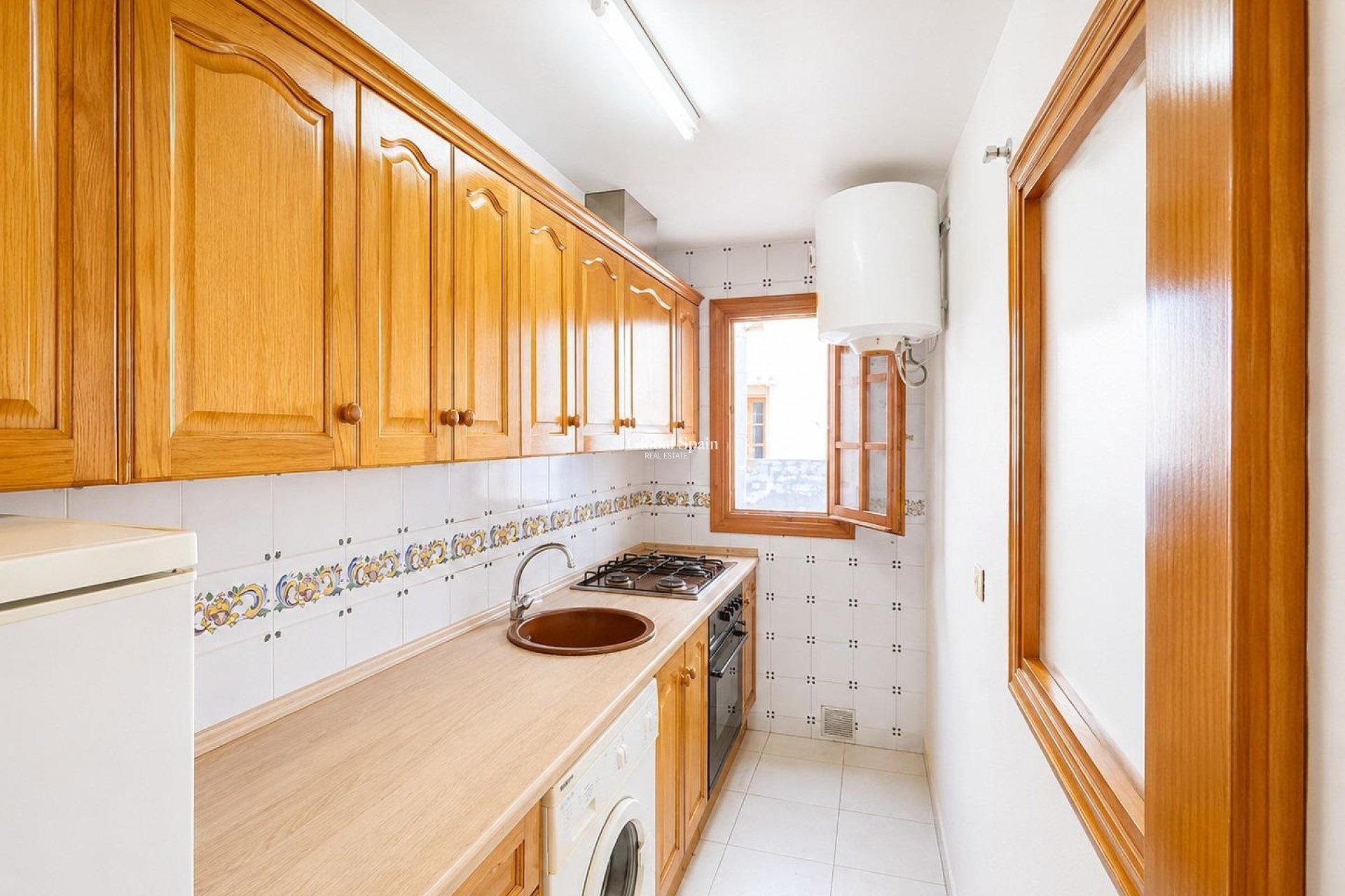 Resale - APARTMENT -
TORREVIEJA - Torre del moro