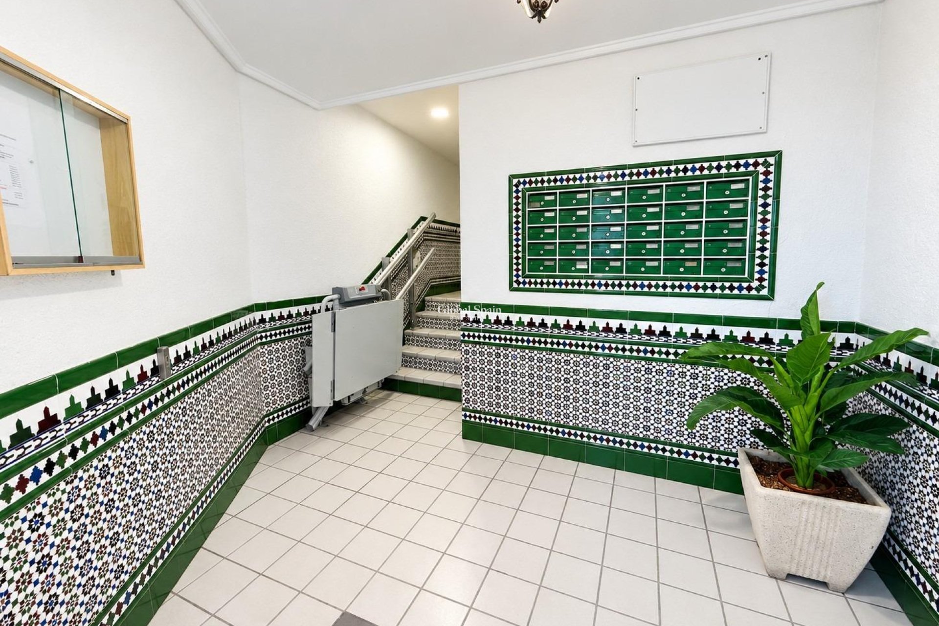 Resale - APARTMENT -
TORREVIEJA - Torre del moro