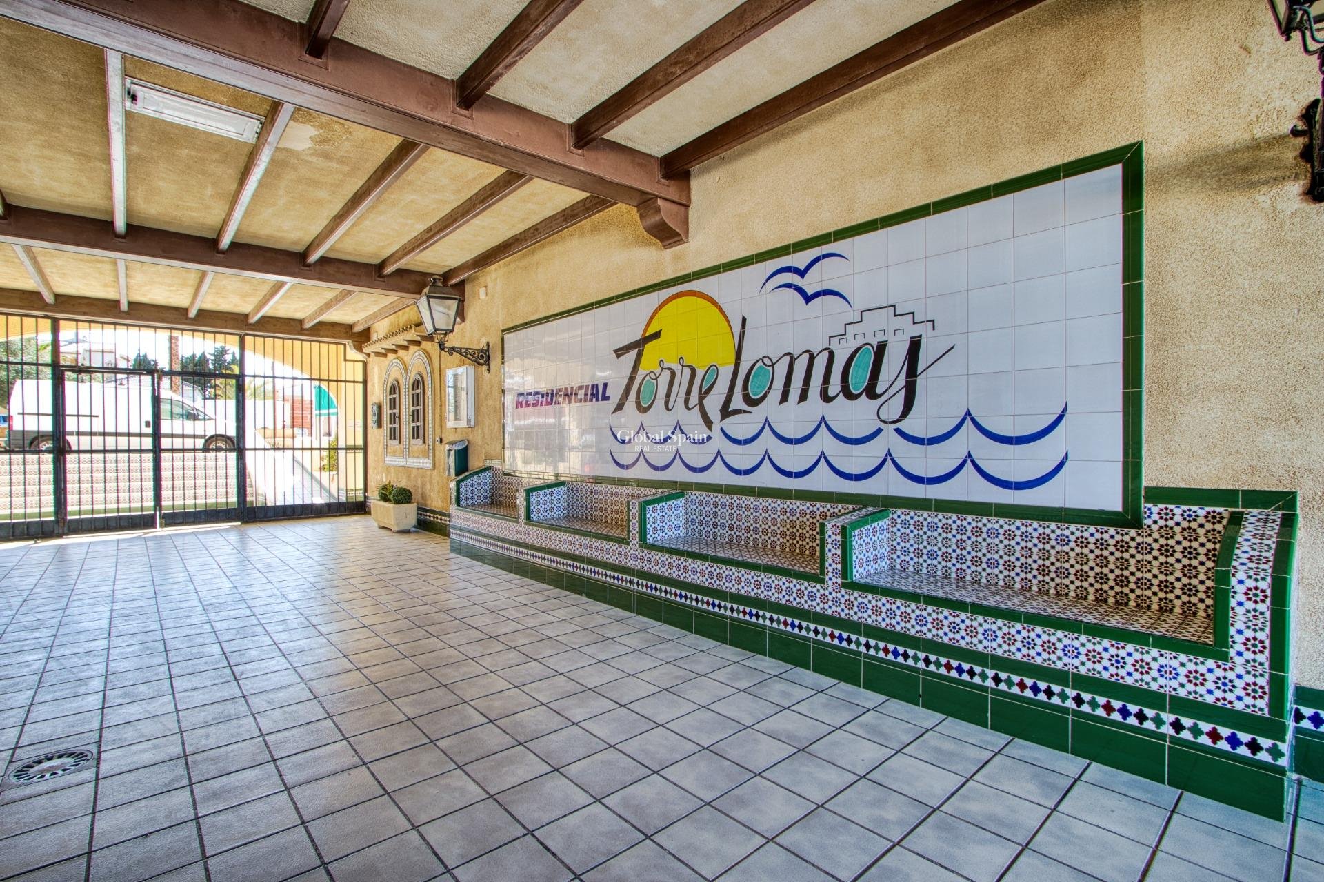 Resale - APARTMENT -
TORREVIEJA - Torre del moro