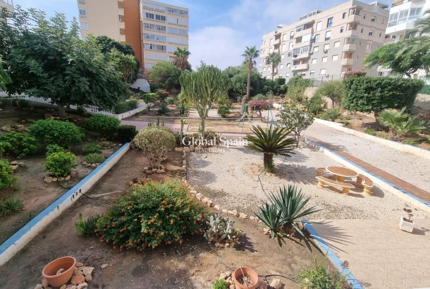 Resale - APARTMENT -
TORREVIEJA - Torreblanca