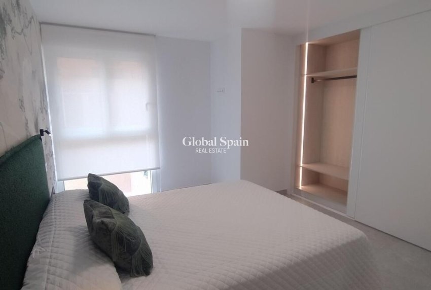 Resale - APARTMENT -
TORREVIEJA - Torreblanca
